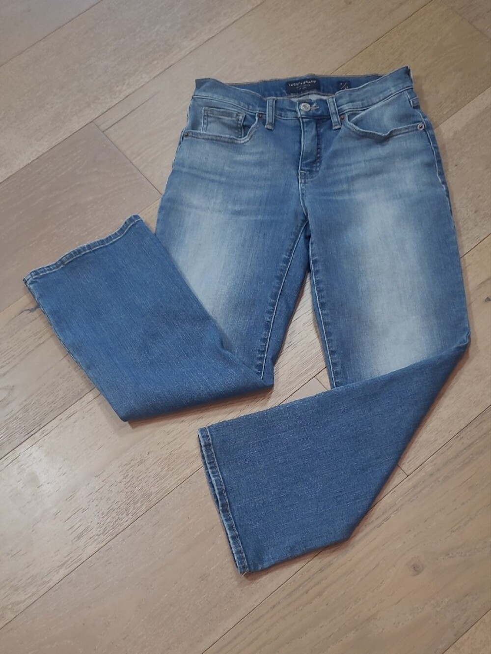 Lucky Brand Jeans Women's sz 4/27 Ava Mid Rise Mini Boot Crop Denim